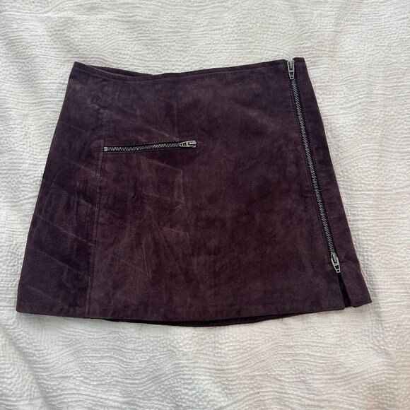 BlankNYC  Zip Suede Mini Skirt Size 26 - Picture 3 of 5